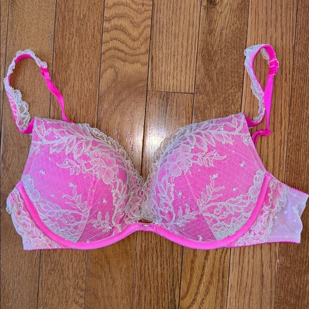 Vintage Victorias Secret Bling Lace Push-up Pink Bra Size 36B